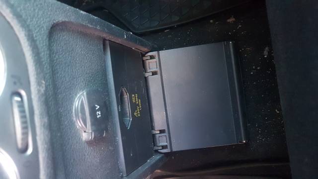 VOLKSWAGEN 2010 TIGUAN